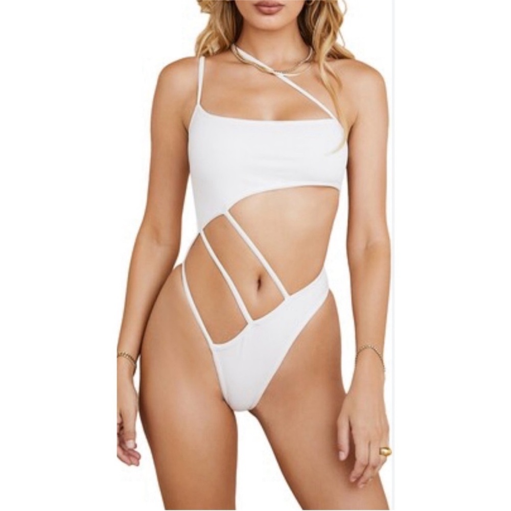 NWT House of CB Cubano White Strappy swimsuit one piece swim size L+